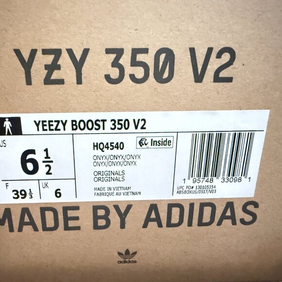 Authentic Adidas YEEZY Boost 350 V2 Onyx HQ4540 Unisex Low Trainers Sz.7.5W/6.5M - Picture 2 of 12